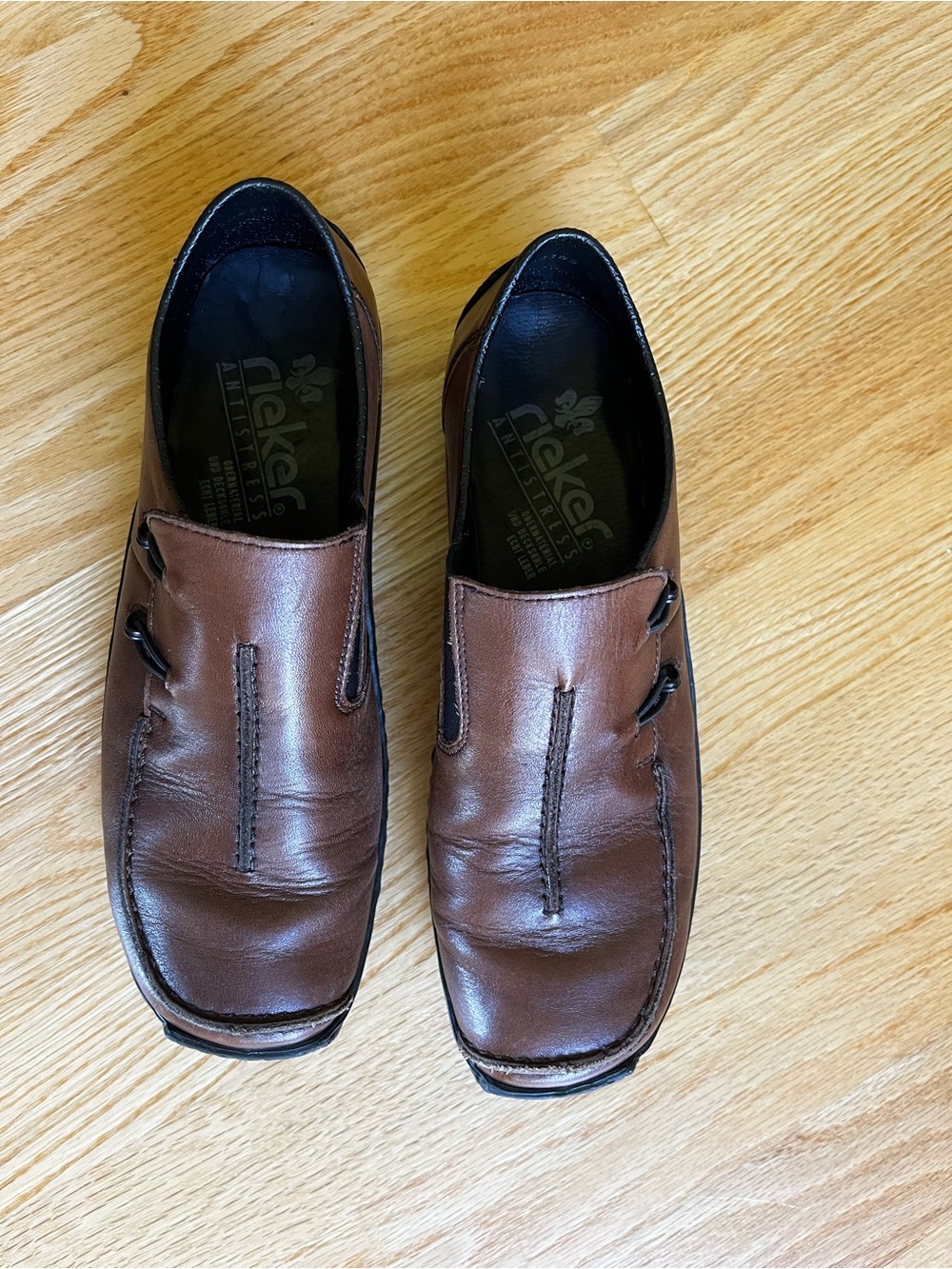 Rieker Antistress Slip On Shoes Size 38 EUC Brown Leather - Picture 3 of 4